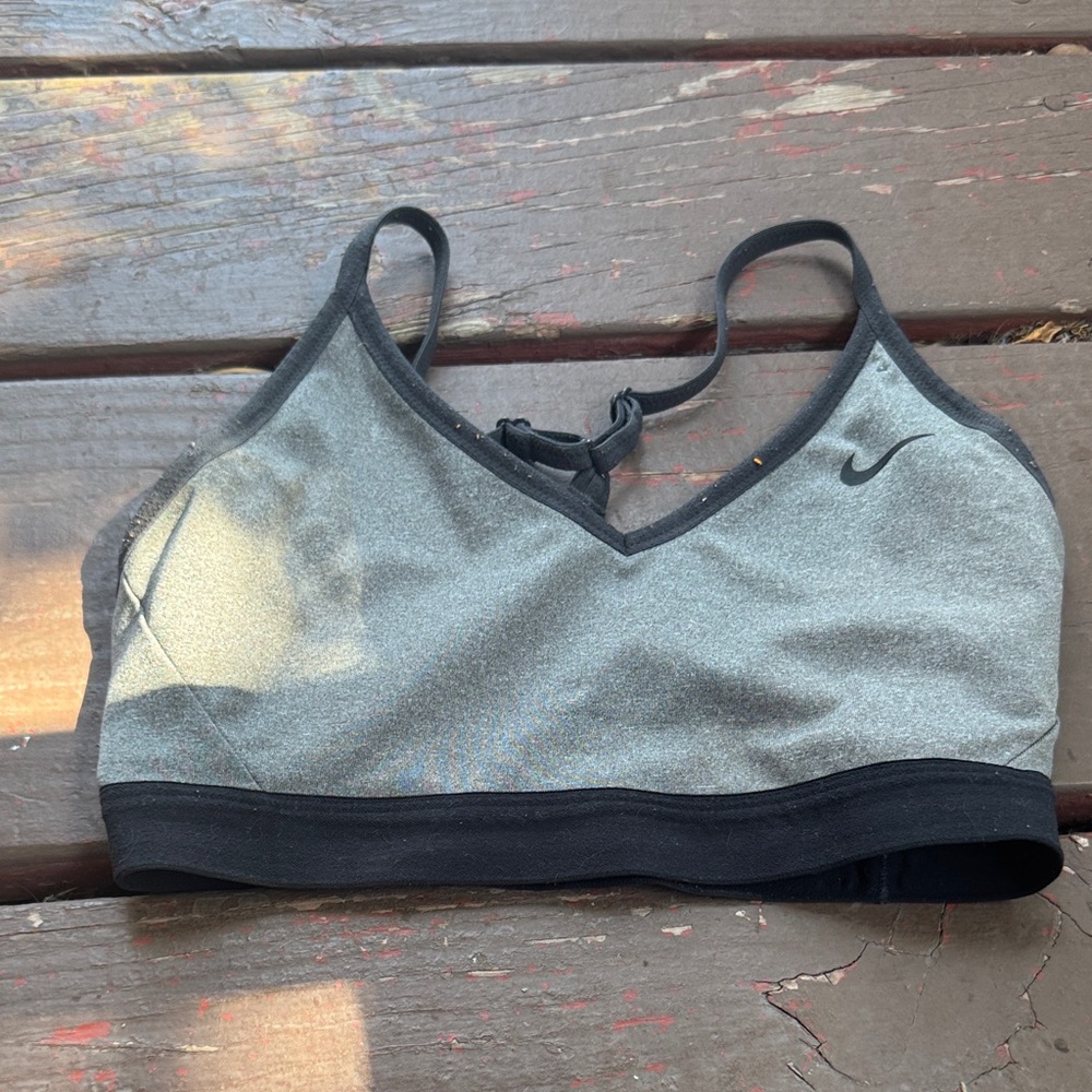 Nike Women's Black and Gray Sports Bra